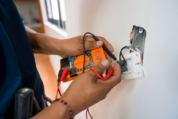 Best Circuit Breaker Repair  in Cascade, ID